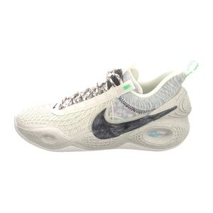 Nike Cosmic Unity